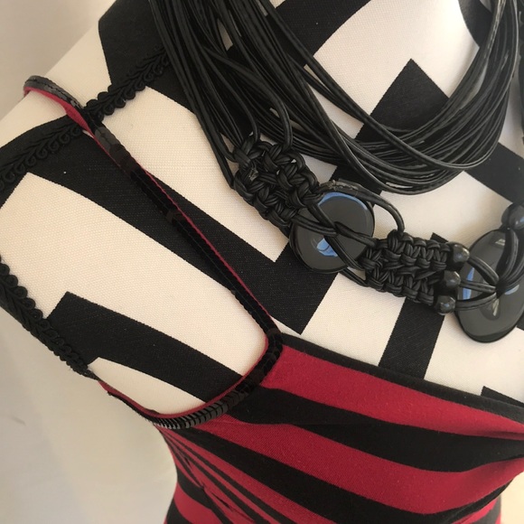 Express Top - Picture 2 of 6